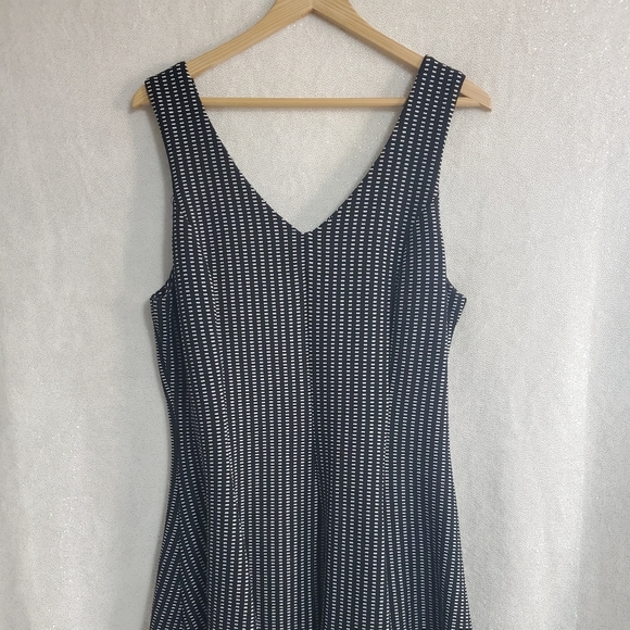 #48 Like NEW Dex cocktail dress size Large - Picture 2 of 5